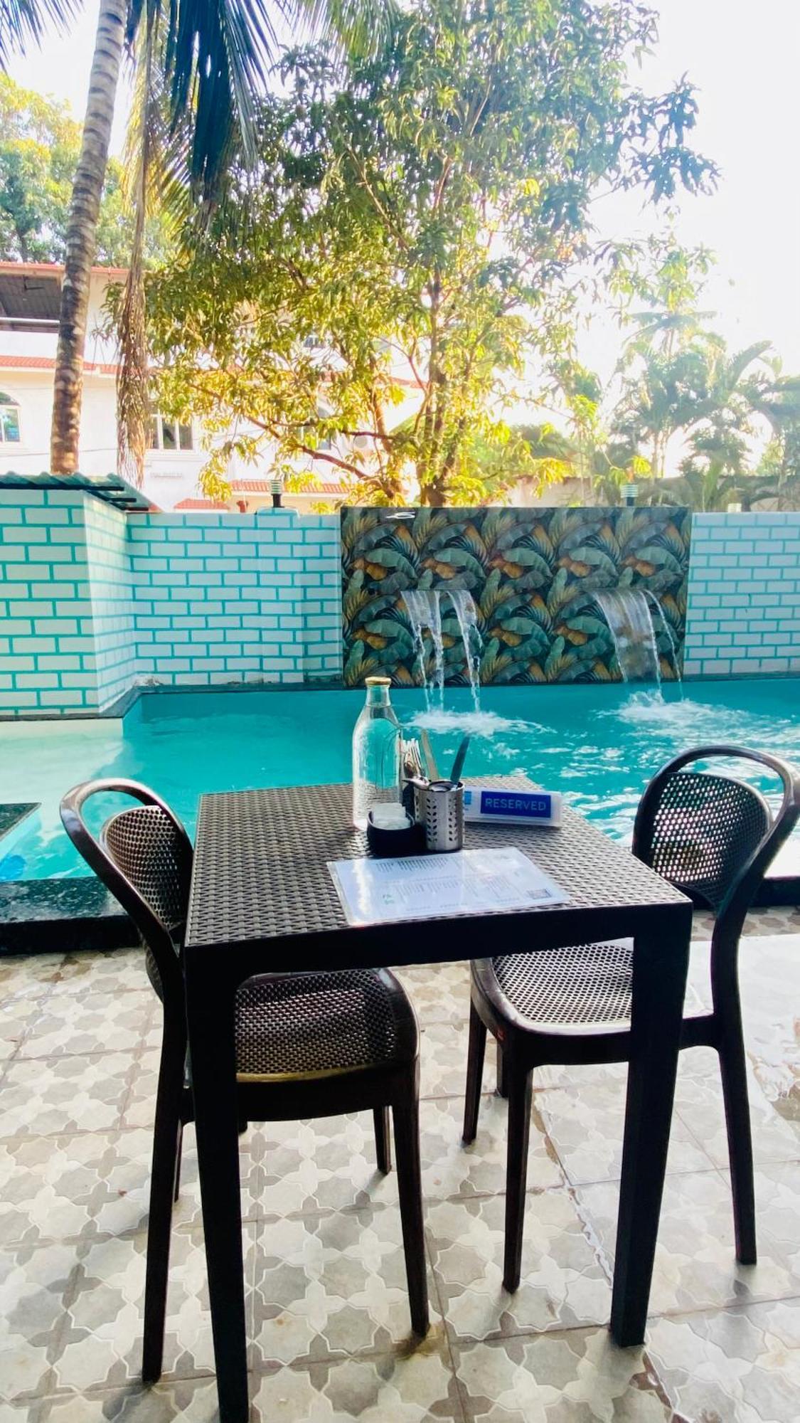 Bsg Stay - Turtle Beach Morjim Goa Bagian luar foto